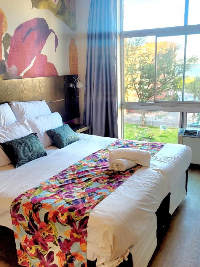 The Oceanic Apartment Durban Bagian luar foto